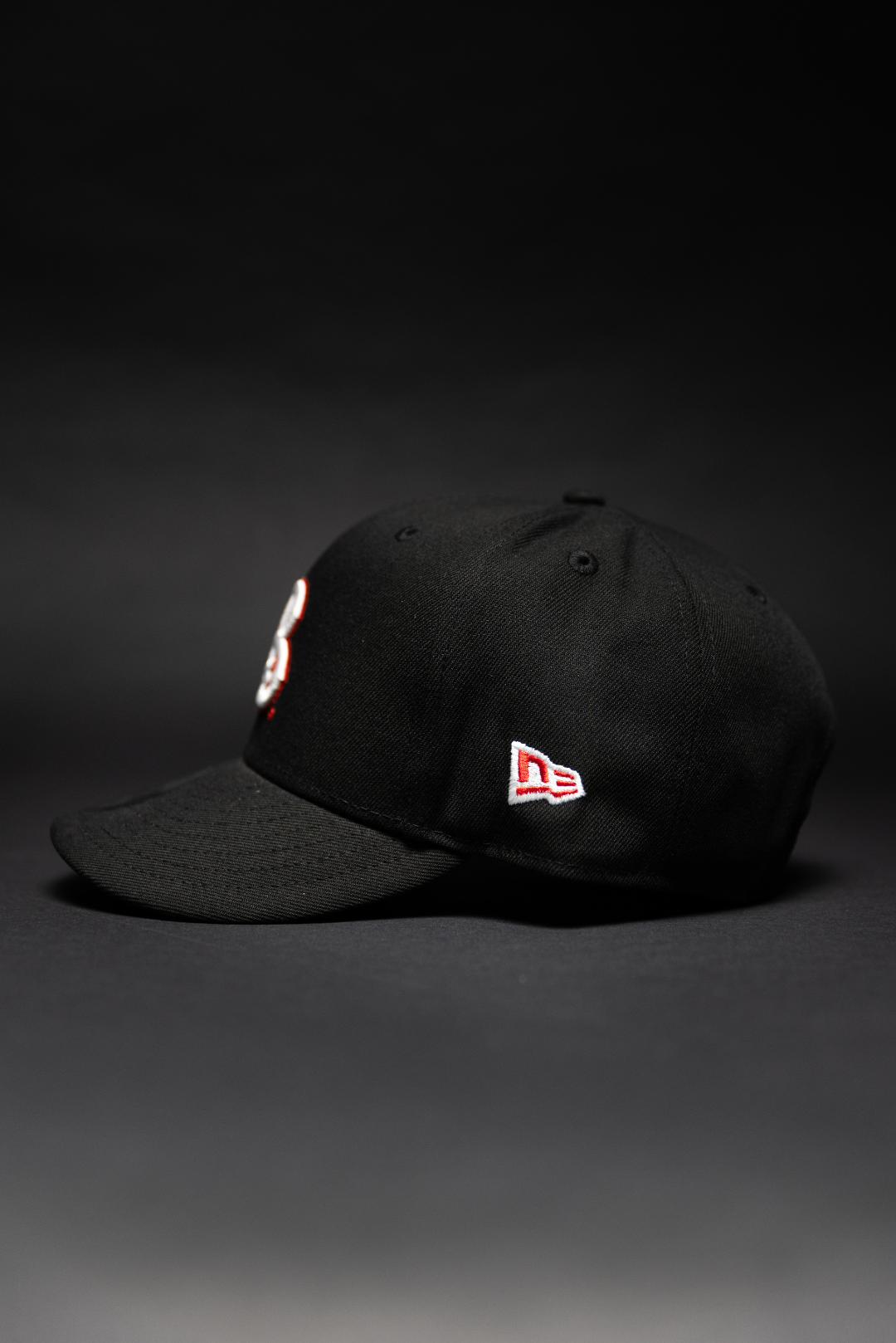 NEW ERA EXCLUSIVE 9FIFTY BLACK LONG BEACH STATE SNAPBACK W/ LONG BEACH CERTIFIED SIDE PATCH