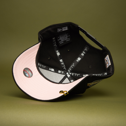 NEW ERA 9FIFTY A-FRAME BLACK CHIACGO WHITE SOX SNAPBACK W/ 2005 WORLD SERIES SIDE PATCH