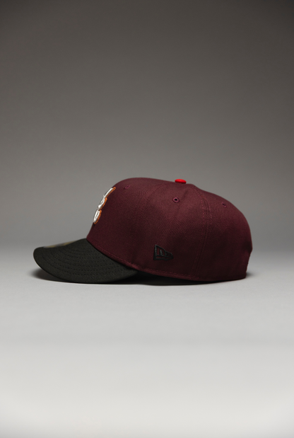 NEW ERA EXCLUSIVE 59FIFTY BURGUNDY//BLACK ATLANTA BRAVES W/ 1999 WORLD SERIES SIDE PATCH