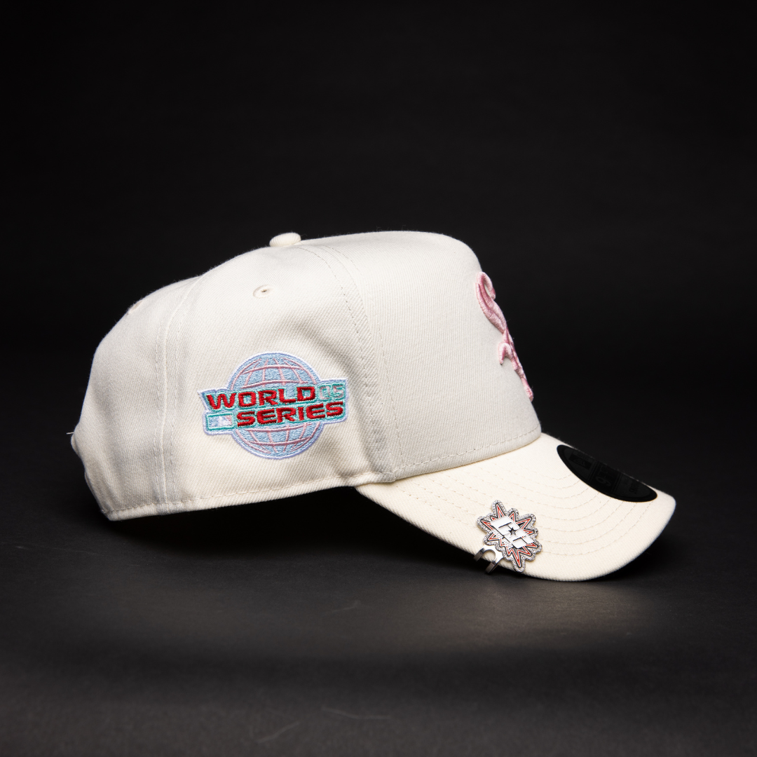 NEW ERA 9FIFTY A-FRAME WHITE CHICAGO WHITE SOX SNAPBACK W/ 2005 WORLD SEREIS SIDE PATCH