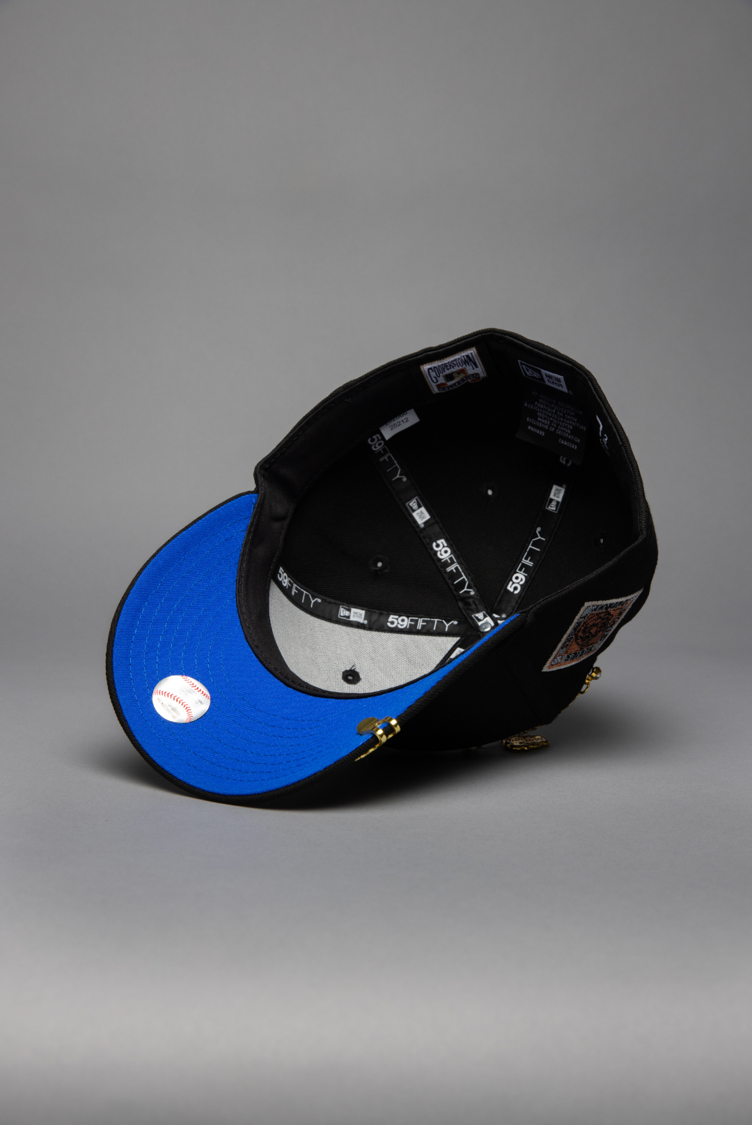 NEW ERA EXCLUSIVE 59FIFTY BLACK DETROIT TIGERS W/ 1945 WORLD SERIES SIDE PATCH