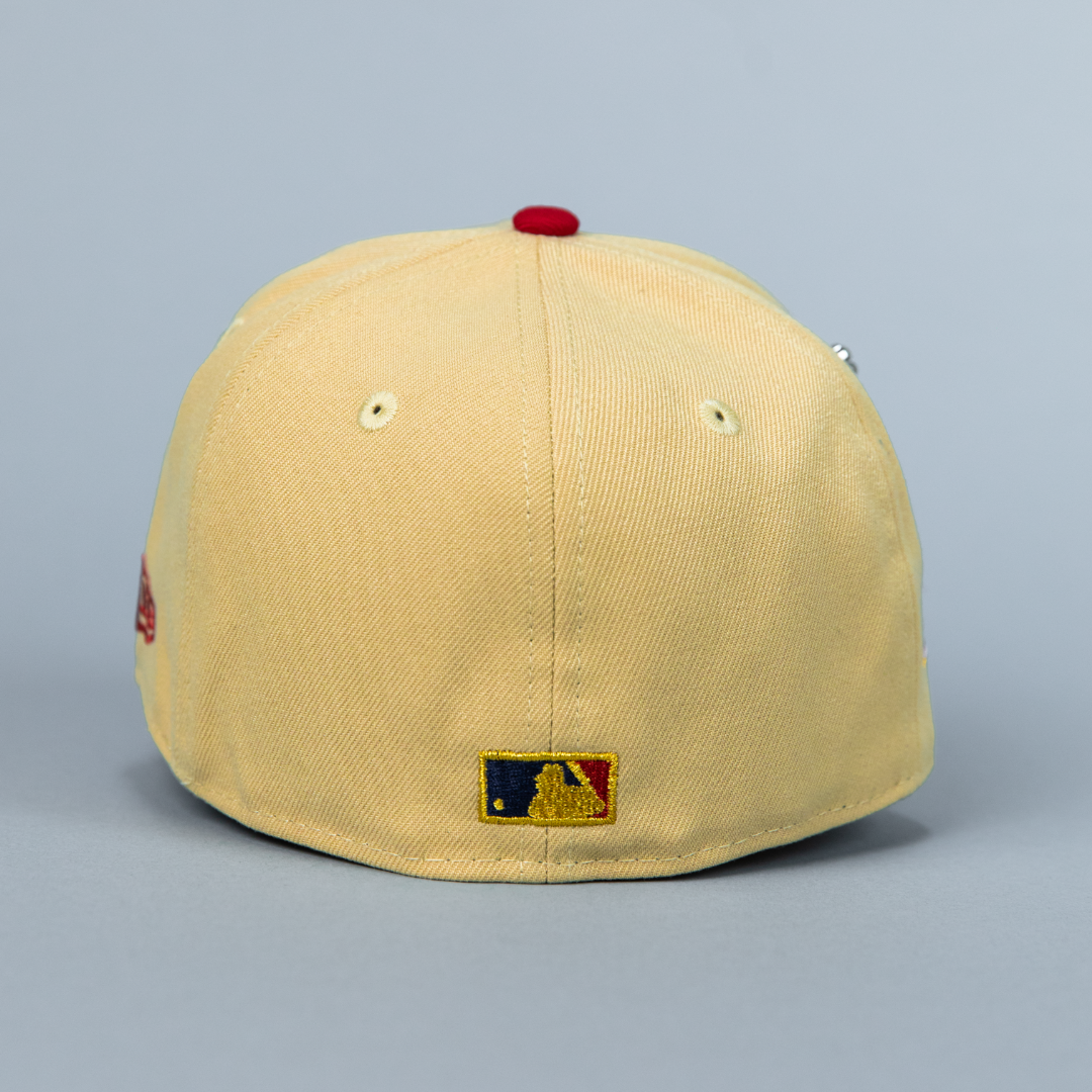 NEW ERA EXCLUSIVE 59FIFTY VEGAS GOLD SAN FRANCISCO GIANTS W/ "BATTLE OF THE BAY" SIDE PATCH