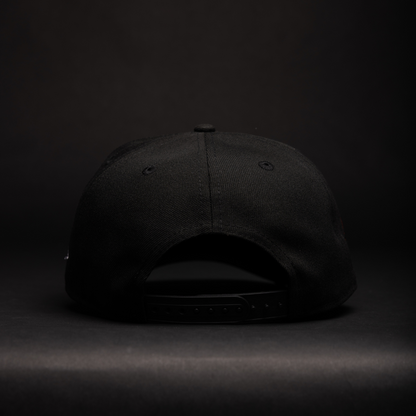NEW ERA 9FIFTY A-FRAME BLACK CHICAGO BLACKHAWKS SNAPBACK W /CHICAGO STADIUM SIDE PATCH