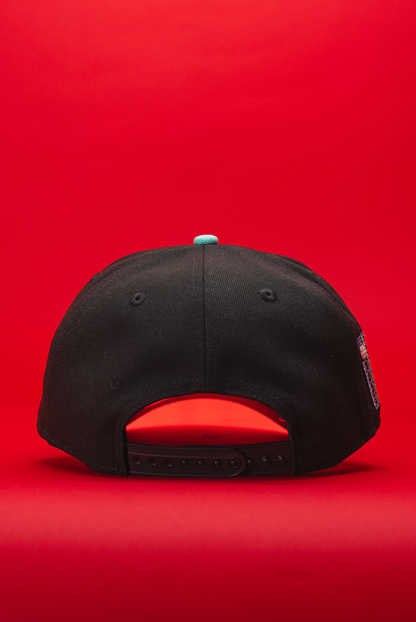 NEW ERA 9FIFTY A-FRAME BLACK/NAVY CHICAGO CUBS SNAPBACK W/ TOKYO SERIES SIDE PATCH