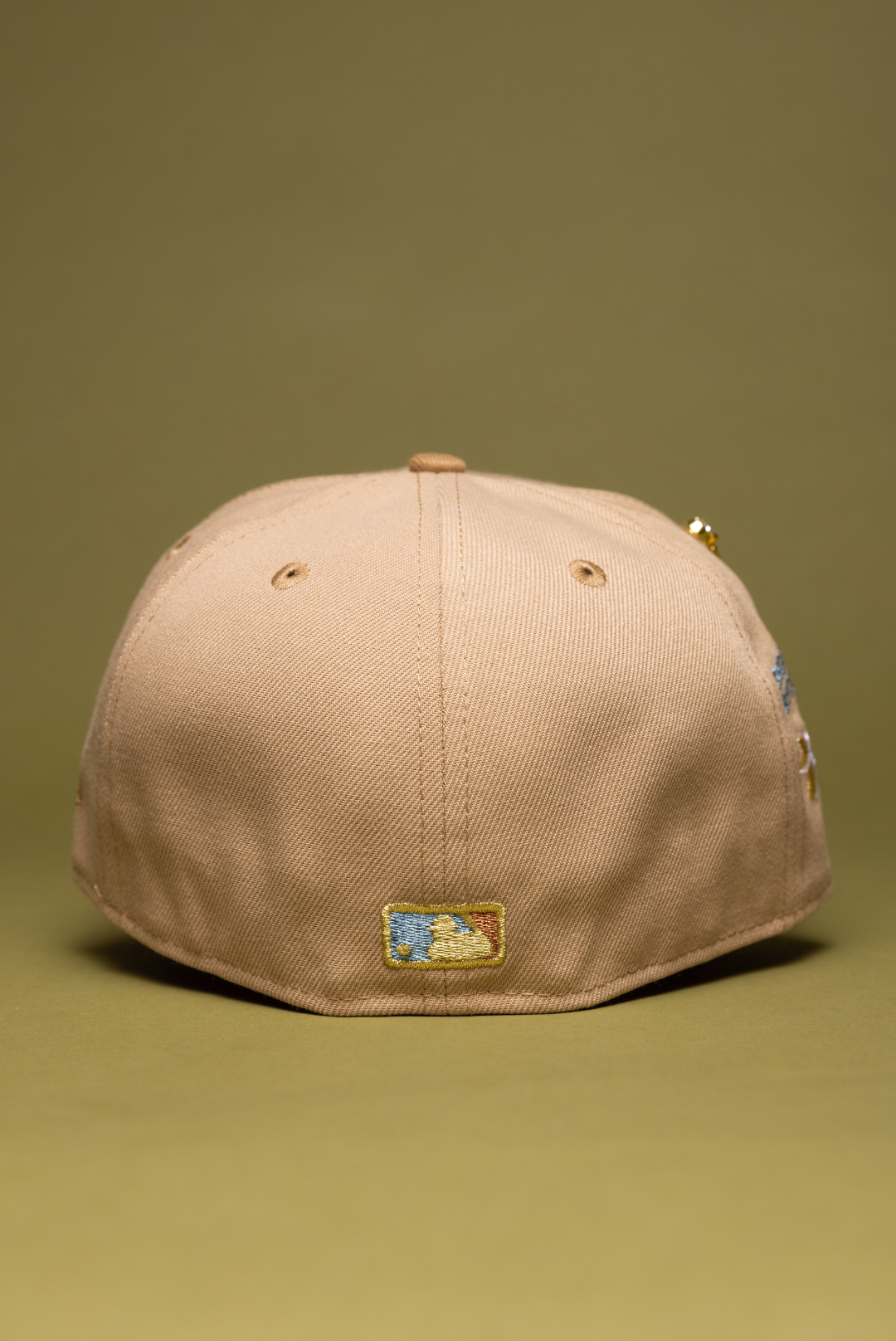 NEW ERA EXCLUSIVE 59FIFTY BEIGE LOS ANGELES DODGERS W/ BURNT ROSES + SHOHEI OHTANI SIDE PATCH