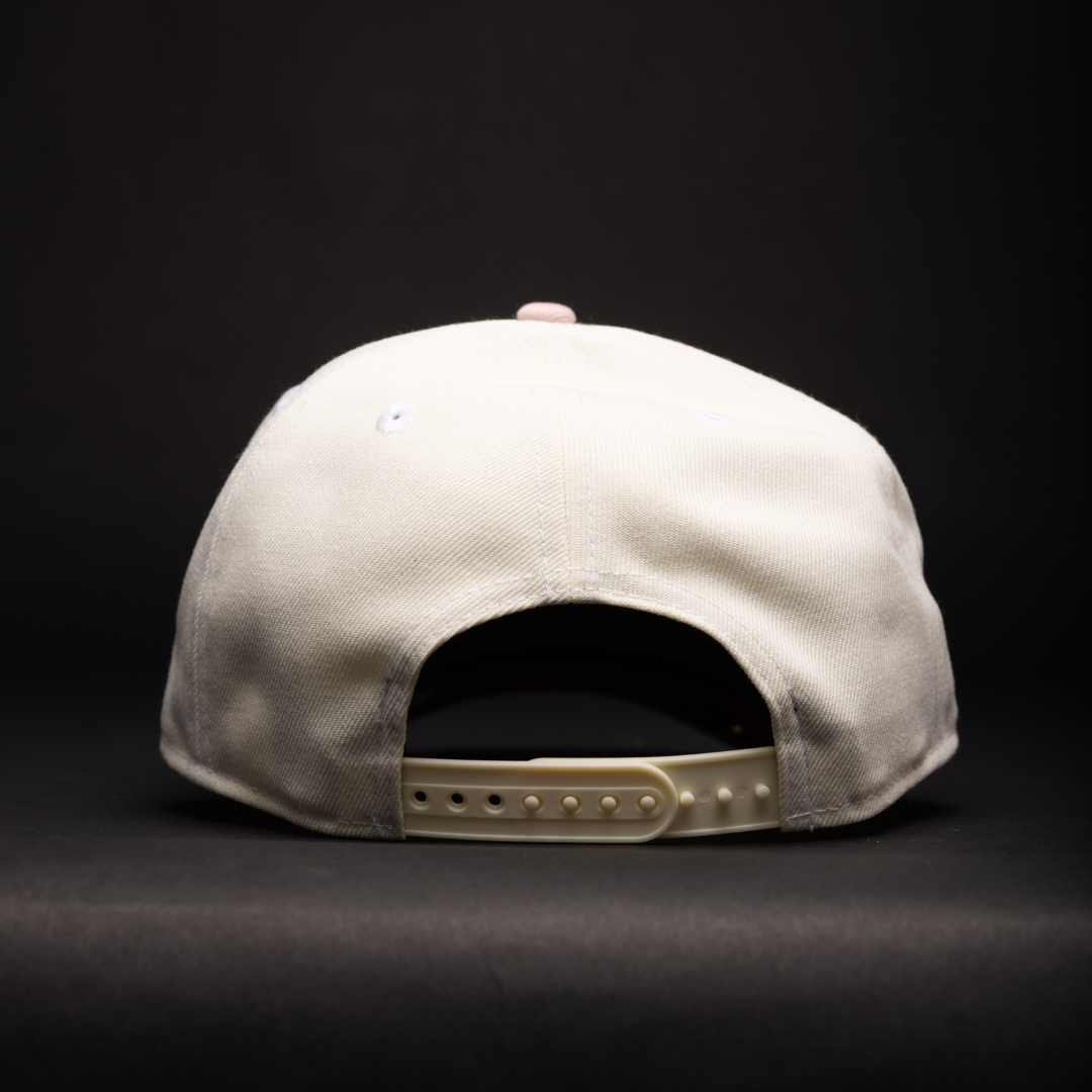 NEW ERA 9FIFTY A-FRAME CHROME/PINK ATLANTA BRAVES W/ ROSES + 1999 WORLD SERIES SIDE PATCH
