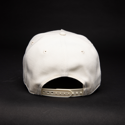 NEW ERA 9FIFTY A-FRAME WHITE CHICAGO WHITE SOX SNAPBACK W/ 2005 WORLD SEREIS SIDE PATCH