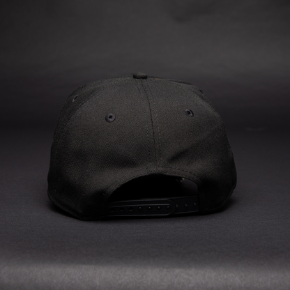 NEW ERA 9FIFTY A-FRAME BLACK NEW YORK YANKEES SNAPBACK W/ PINK ROSE + SUBWAY SERIES SIDE PATCH