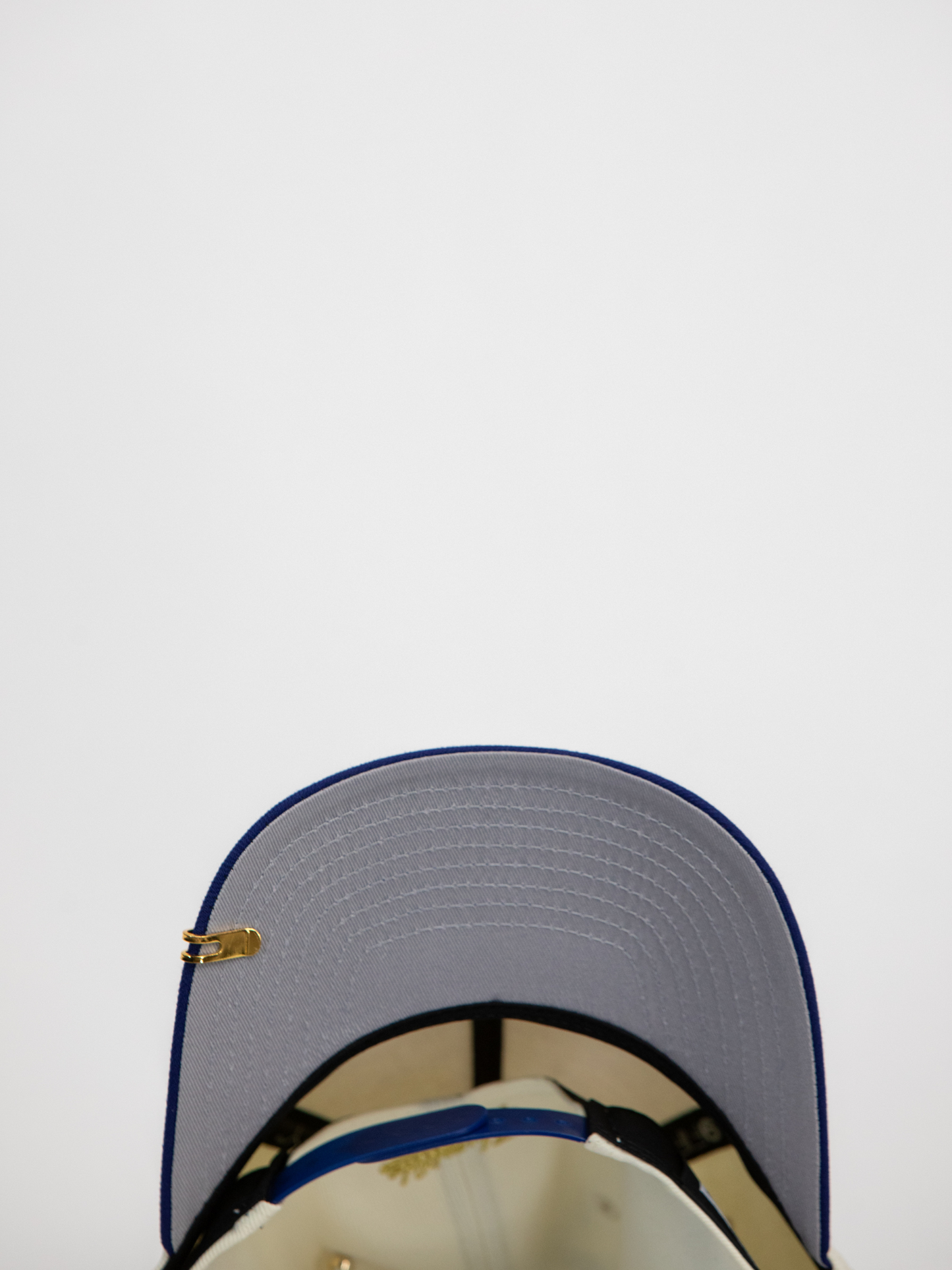 NEW* "RANCHO HUMILDE x NEW ERA x CAP CITY" WHITE/BLUE 9FIFTY A-FRAME W/ MEXICAN FLAG & GREY UV *FREE ACCESSORY INCLUDED