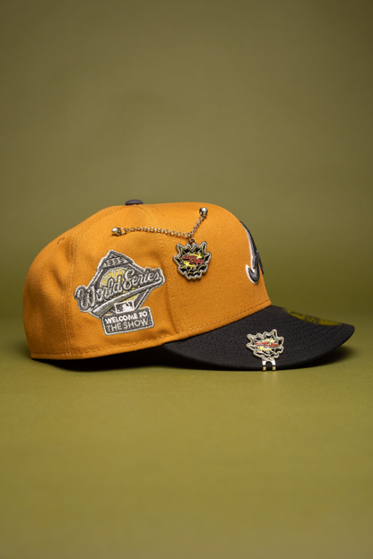 NEW ERA EXCLUSIVE 59FIFTY KHAKI/BLACK ATLANTA BRAVES W/ 1995 WORLD SERIES SIDE PATCH