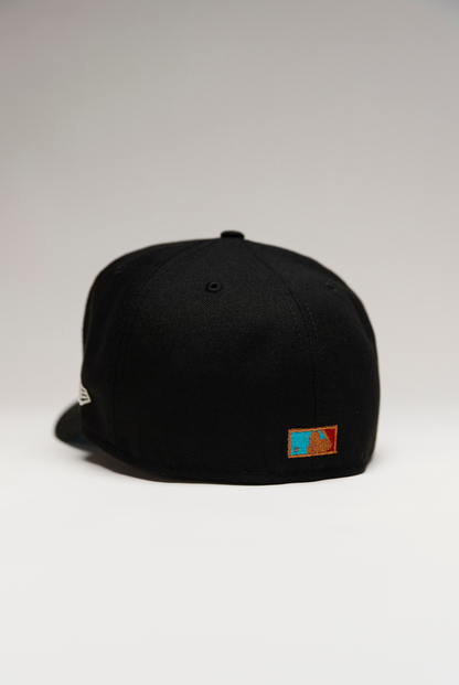 NEW ERA EXCLUSIVE 59FIFTY BLACK ATLANTA BRAVES W/ 1995 WORLD SERIES SIDE PATCH