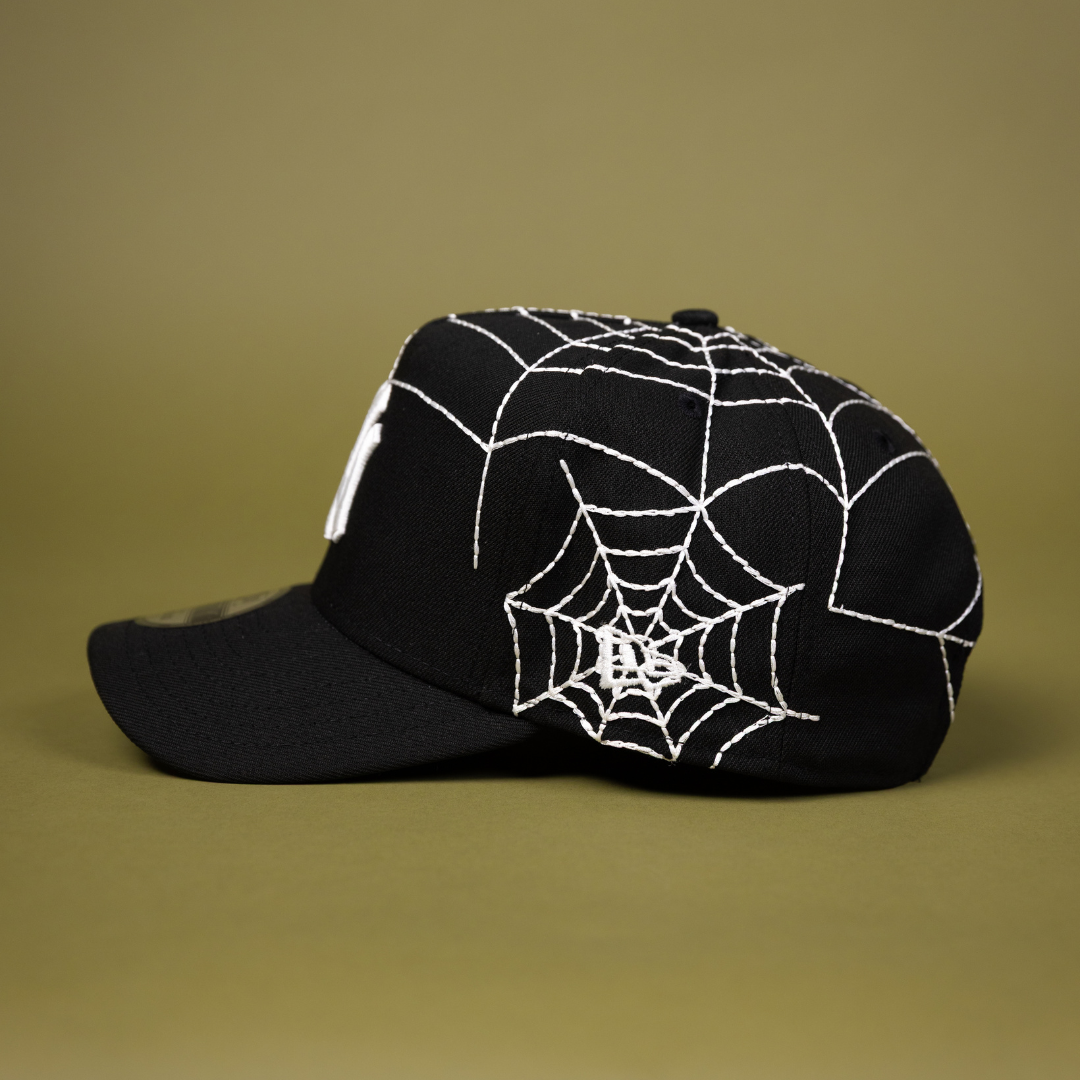 NEW ERA ECLUSIVE 9FIFTY A-FRAME BLACK NEW YORK YANKEES SNAPBACK W/ SPIDER WEB + 1996 WORLD SERIES SIDE PATCH