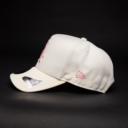 NEW ERA 9FIFTY A-FRAME WHITE CHICAGO WHITE SOX SNAPBACK W/ 2005 WORLD SEREIS SIDE PATCH