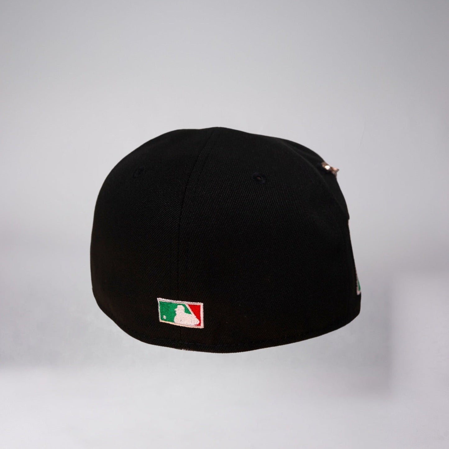 NEW ERA EXCLUSIVE 59FIFTY BLACK/ GREEN CORDUROY LOS ANGELES DODGERS SCRIPT W/ "JACKIE ROBINSON" SIDE PATCH