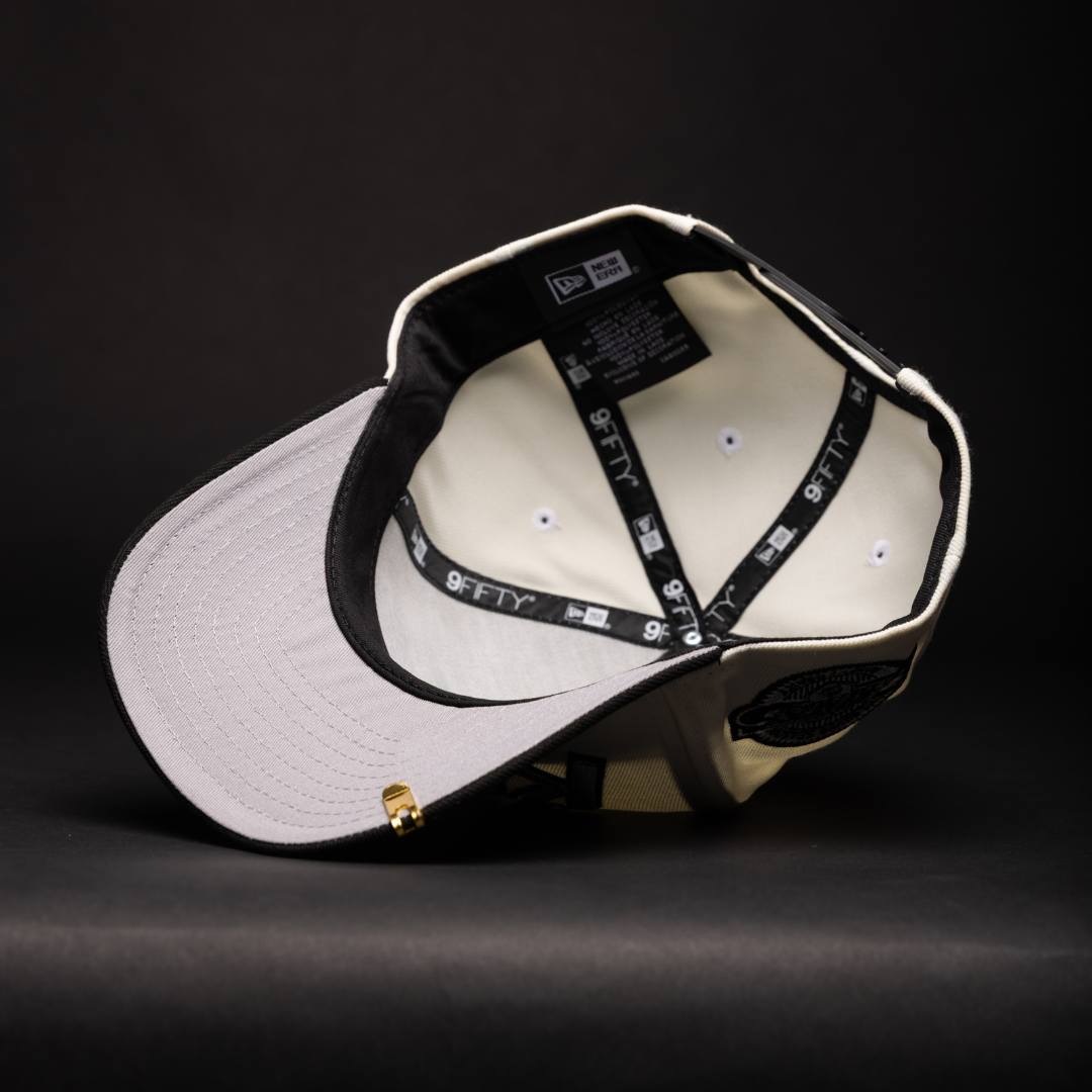 NEW ERA 9FIFTY A-FRAME CHROME/BLACK LOS ANGELES KINGS SCRIPT SNAPBACK W/ 25TH ANNIVERSARY SIDE PATCH