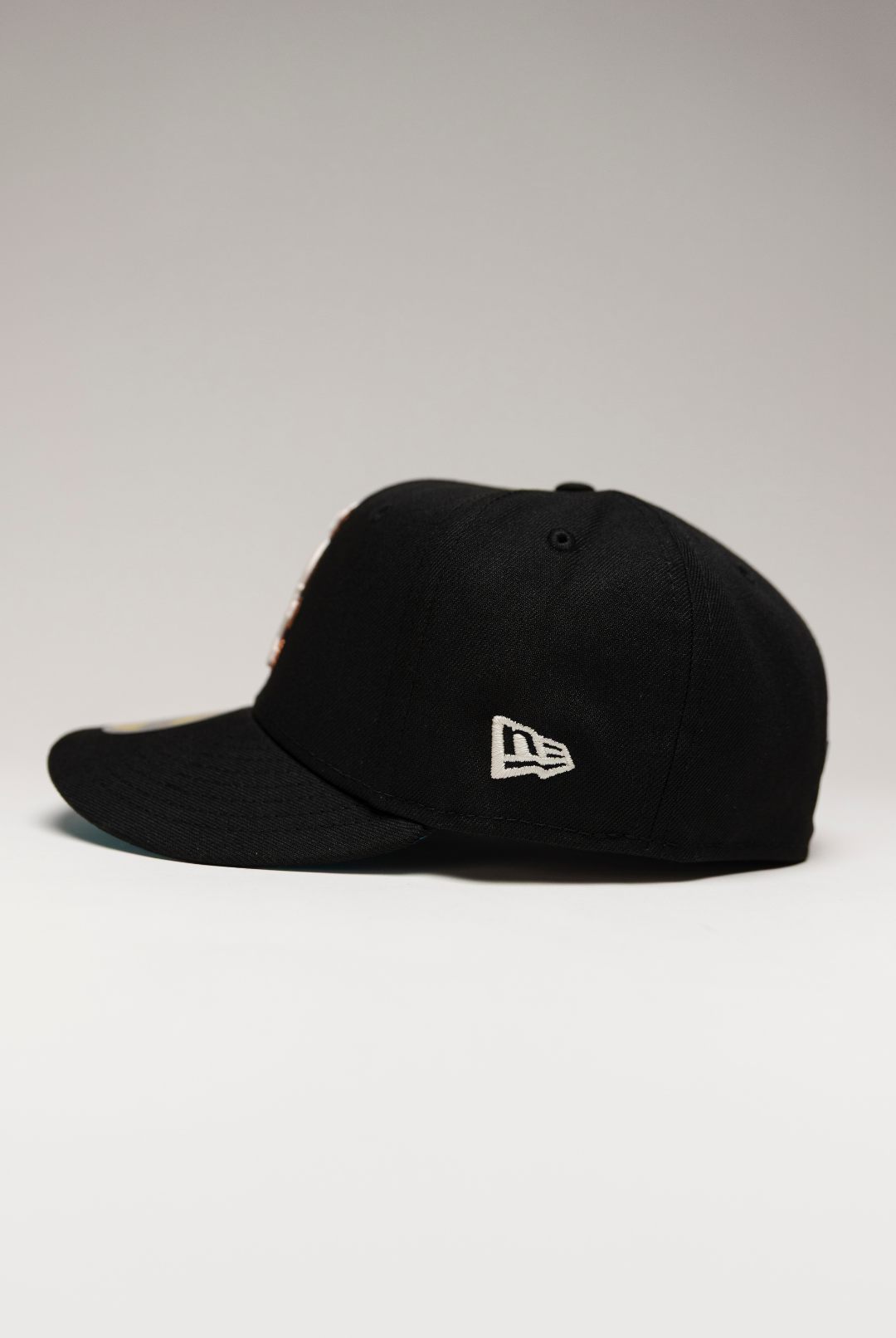 NEW ERA EXCLUSIVE 59FIFTY BLACK CHICAGO WHITE SOX W/ 95TH ANNIVERSARY SIDE PATCH