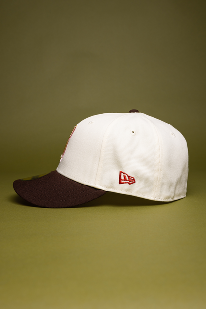 NEW ERA EXCLUSIVE 59FIFTY CHROME/BROWN SEATTLE MARINERS W/ ANNIVERSARY SIDE PATCH