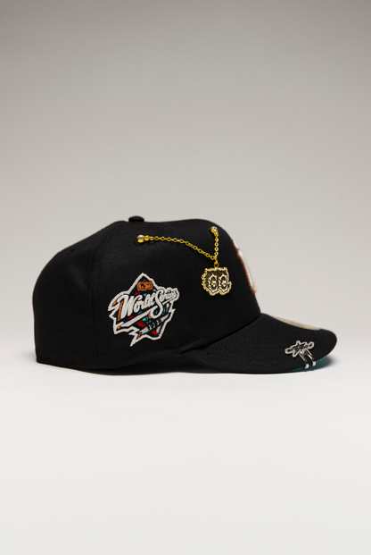 NEW ERA EXCLUSIVE 59FIFTY BLACK NEW YORK YANKEES W/ 1998 WORLD SERIES SIDE PATCH