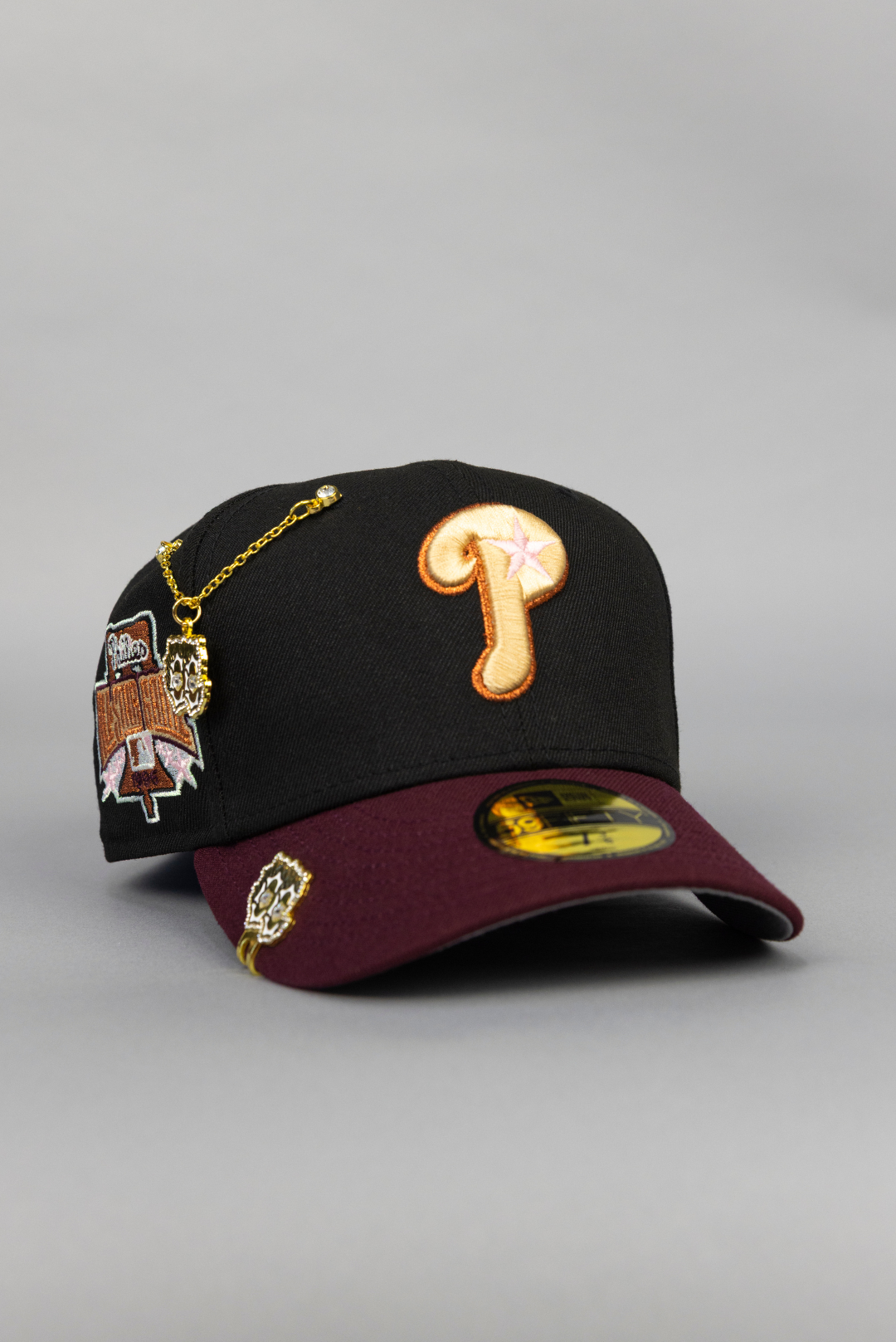 NEW ERA EXCLUSIVE 59FIFTY BLACK/ BURGUNDY PHILADELPHIA PHILLIES W/ 1996 ALL STAR GAME SIDE PATCH