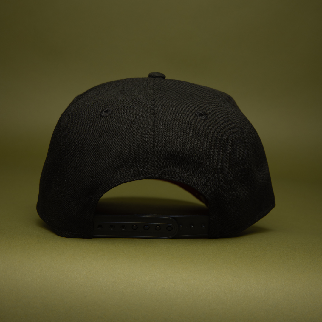 NEW ERA 9FIFTY A-FRAME BLACK NEW YORK YANKEES SNAPBACK W/ 2009 INAUGURAL SEASON SIDE PATCH