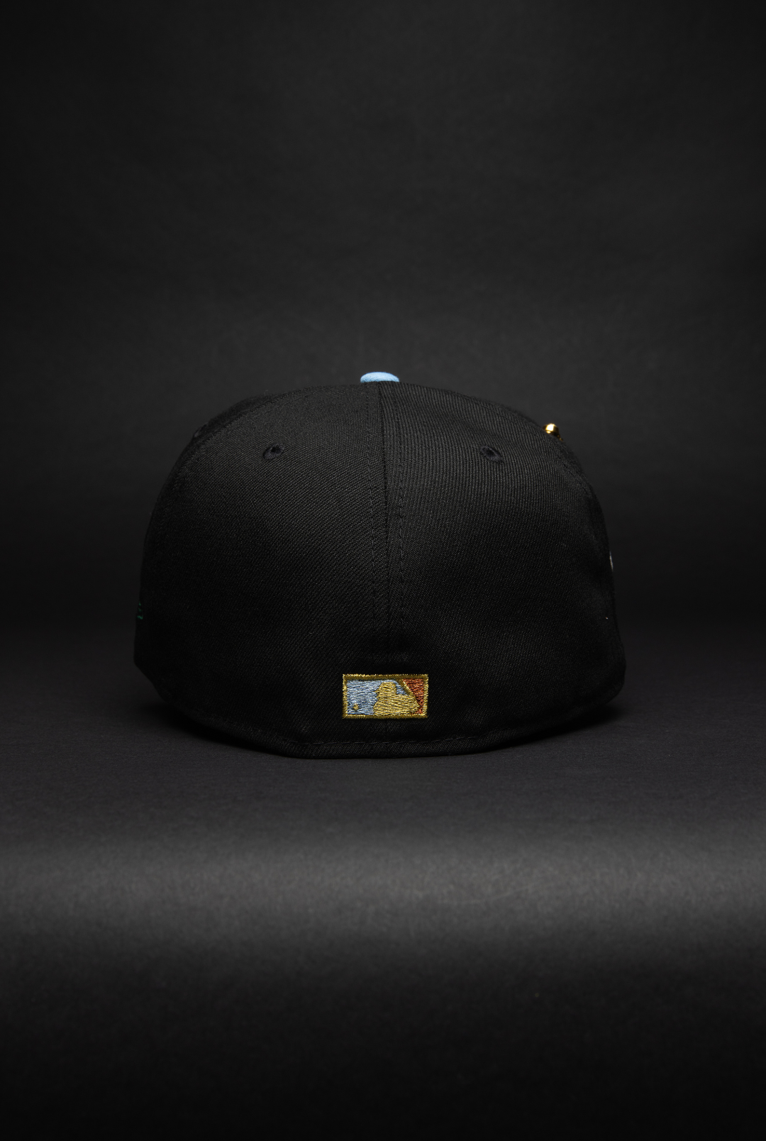 NEW ERA EXCLUSIVE 59FIFTY BLACK/ FOREST GREEN CHICAGO CUBS W/ TOKYO SERIES SIDE PATCH