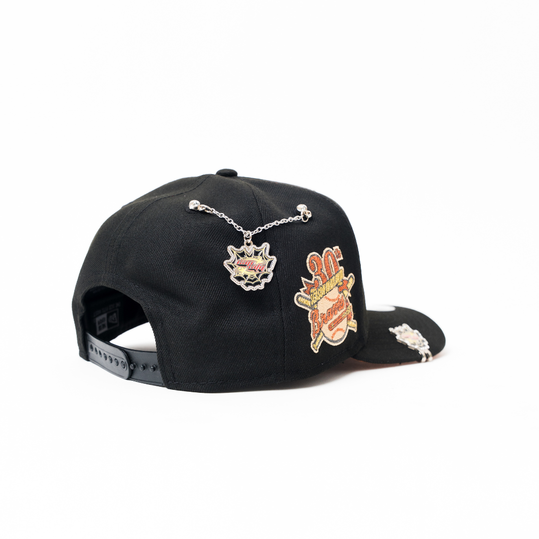NEW ERA 9FIFTY A-FRAME BLACK ATLANTA BRAVES SNAPBACK W/ 30TH ANNIVESRARY SIDE PATCH