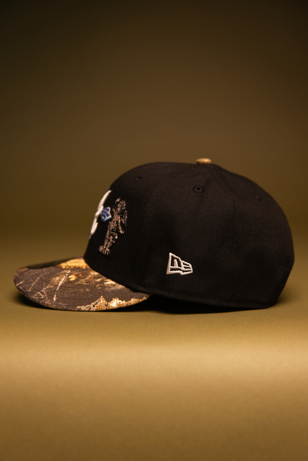 NEW ERA EXCLUSIVE 9FIFTY BLACK/REALTREE ATLANTA BRAVES "HEAVENLY CITY" SNAPBACK W/ 150TH ANNIVERSARY SIDE PATCH