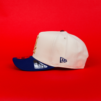 NEW ERA 9FIFTY A-FRAME CHROME/ BLUE CHICAGO WHITE SOX SNAPBACK W/ 2005 WORLD SERIES SIDE PATCH