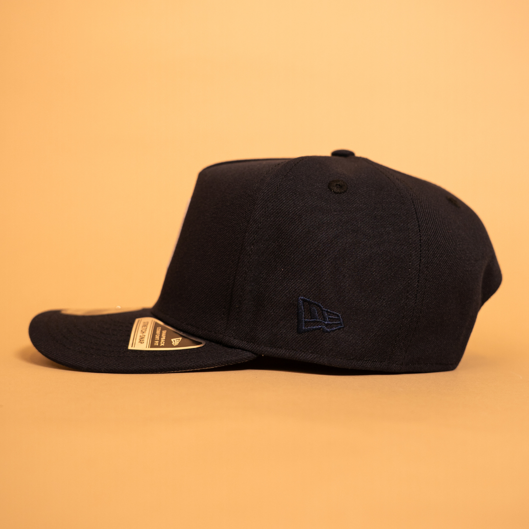 NEW ERA EXCLUSIVE 9FIFTY A-FRAME NAVY DETROIT TIGERS SNAPBACK W/ 2006 WORLD SERIES SIDE PATCH