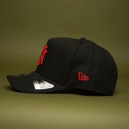 NEW ERA 9FIFTY A-FRAME BLACK NEW YORK YANKEES SNAPBACK W/ 2009 INAUGURAL SEASON SIDE PATCH