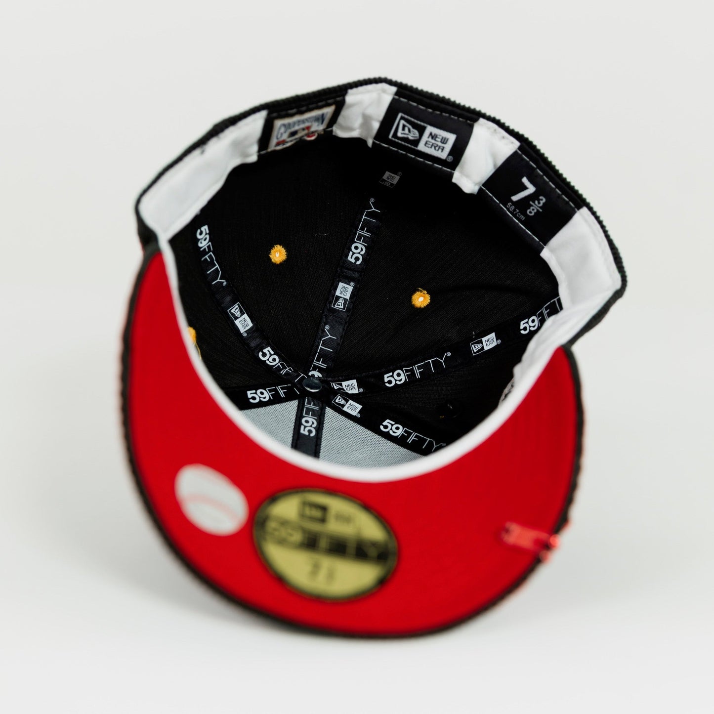 NEW ERA EXCLUSIVE 59FIFTY CORDUROY SEATTLE MARINERS W/ 30TH ANNIVERSARY SIDE PATCH