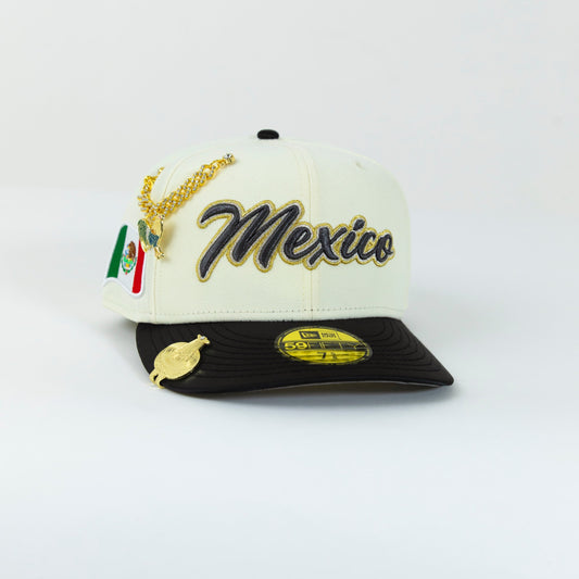 NEW ERA EXCLUSIVE 59FIFTY CHROME/ SATIN MEXICO W/ MEXICO FLAG SDE PATCH