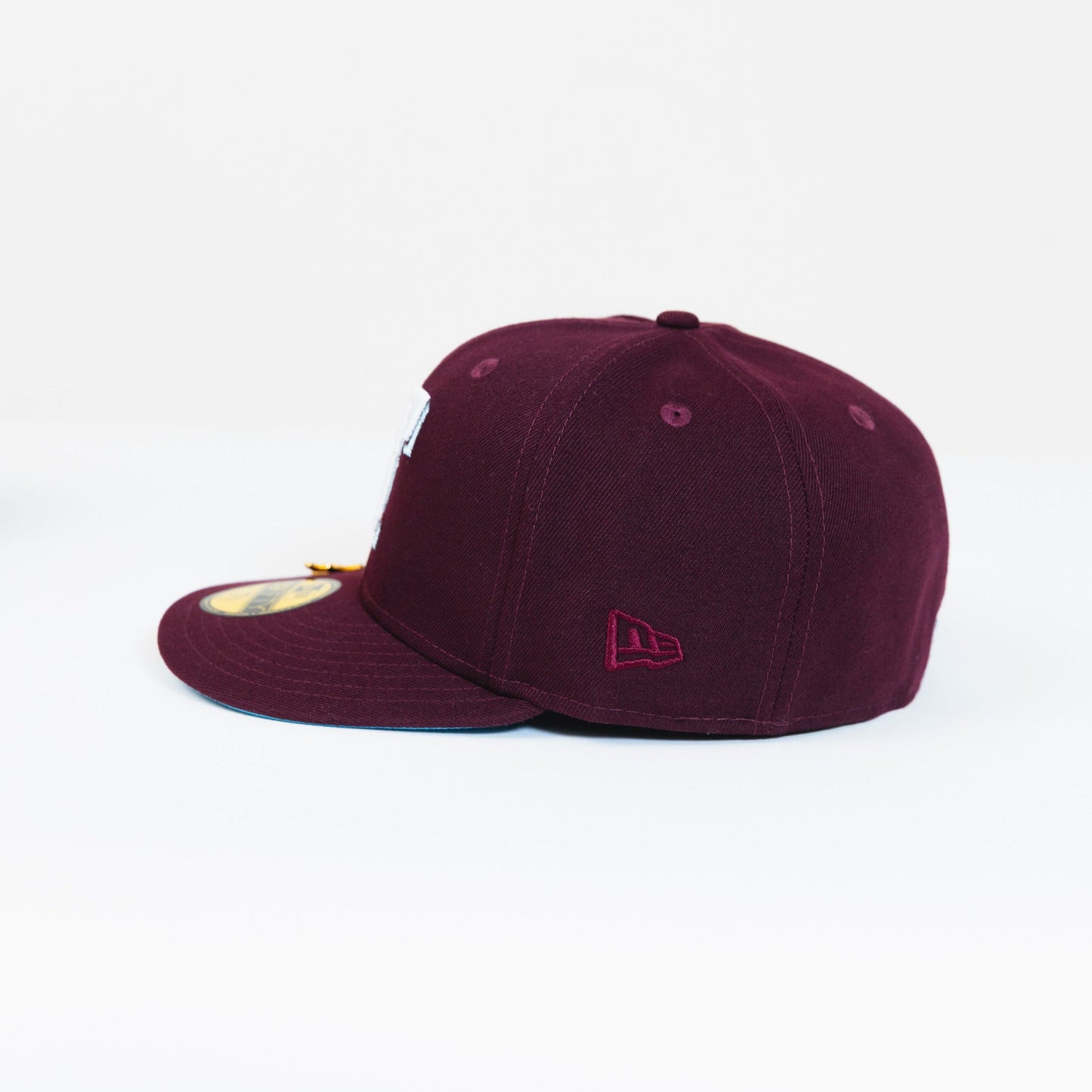 NEW ERA EXCLUSIVE 59FIFTY BURGUNDY TEXAS RANGERS W/ FINAL SEASON SIDE PATCH