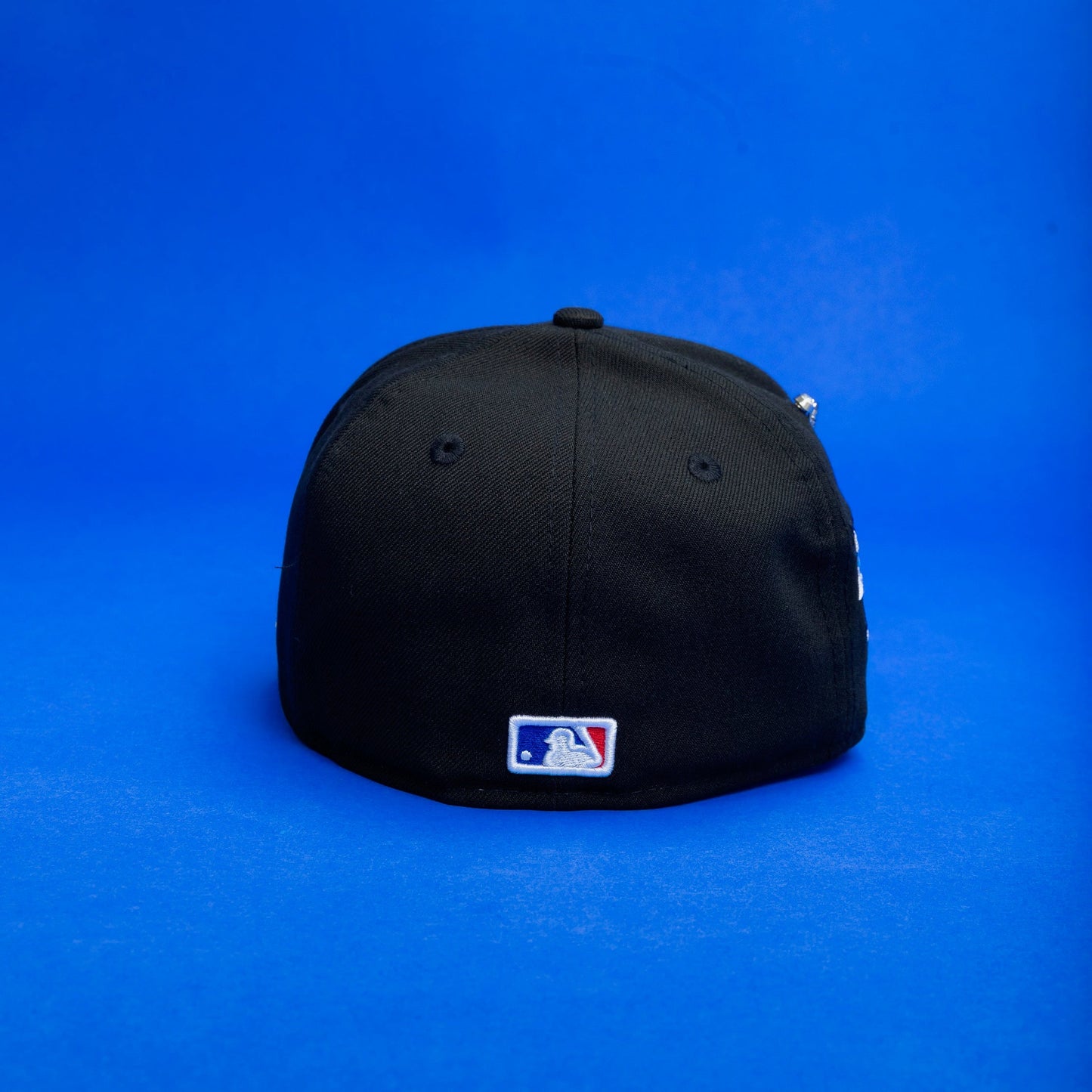NEW ERA EXCLUSIVE 59FIFTY BLACK CLEVELAND GUARDIANS W/ "PROGRESSIVE FIELD" SIDE PATCH