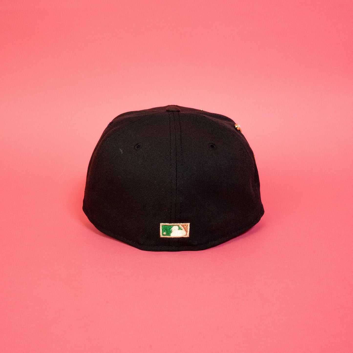 NEW ERA EXCLUSIVE 59FIFTY BLACK/ BROWN OAKLAND ATHLETICS W/ RICKEY HENDERSON SIDE PATCH
