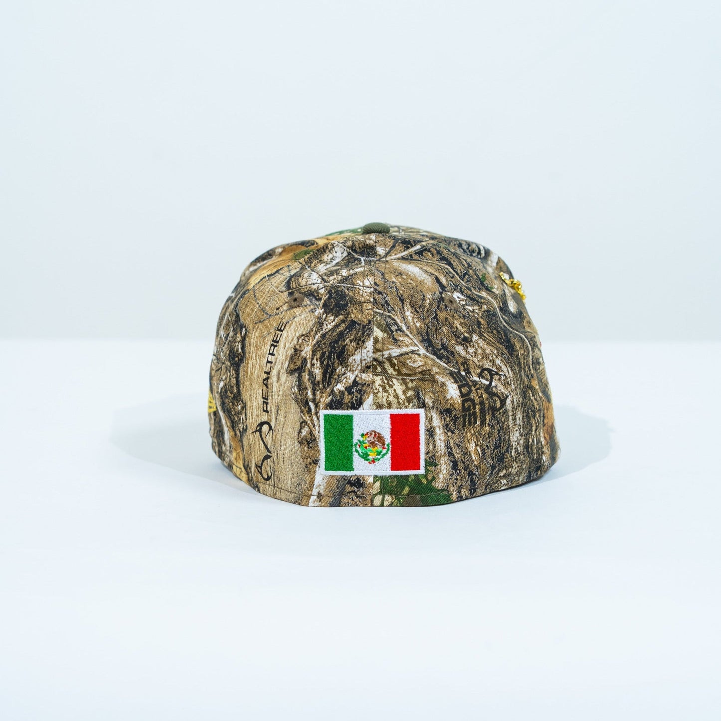 NEW ERA EXCLUSIVE 59FIFTY REALTREE/ OLIVE "CHIVAS DE GUADALAJARA" W/ 115 ANNIVERSARY SIDE PATCH