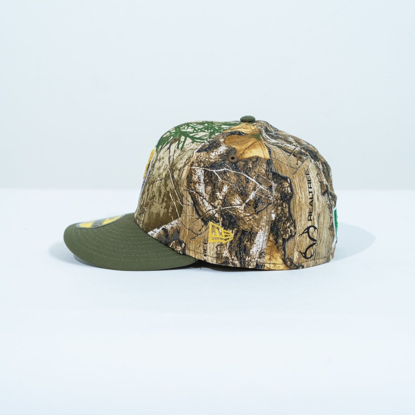 NEW ERA EXCLUSIVE 59FIFTY REALTREE/ OLIVE "CHIVAS DE GUADALAJARA" W/ 115 ANNIVERSARY SIDE PATCH
