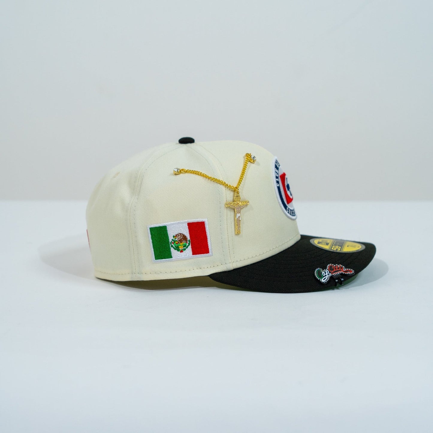 NEW ERA EXCLUSIVE 59FIFTY CHROME/ BLACK "CLUB CRUZ AZUL" W/ MEXICO FLAG SIDE PATCH
