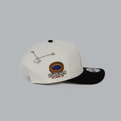 NEW ERA EXCLUSIVE 9FIFTY A-FRAME CHROME/ BLACK ATLANTA BRAVES SNAPBACK W/ ATLANTA-FULTON SIDE PATCH
