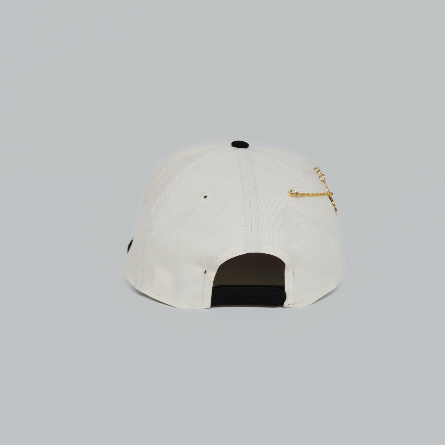 NEW ERA EXCLUSIVE 9FIFTY A-FRAME CHROME/ BLACK HOUSTON ASTROS W/ ASTRODOME SIDE PATCH