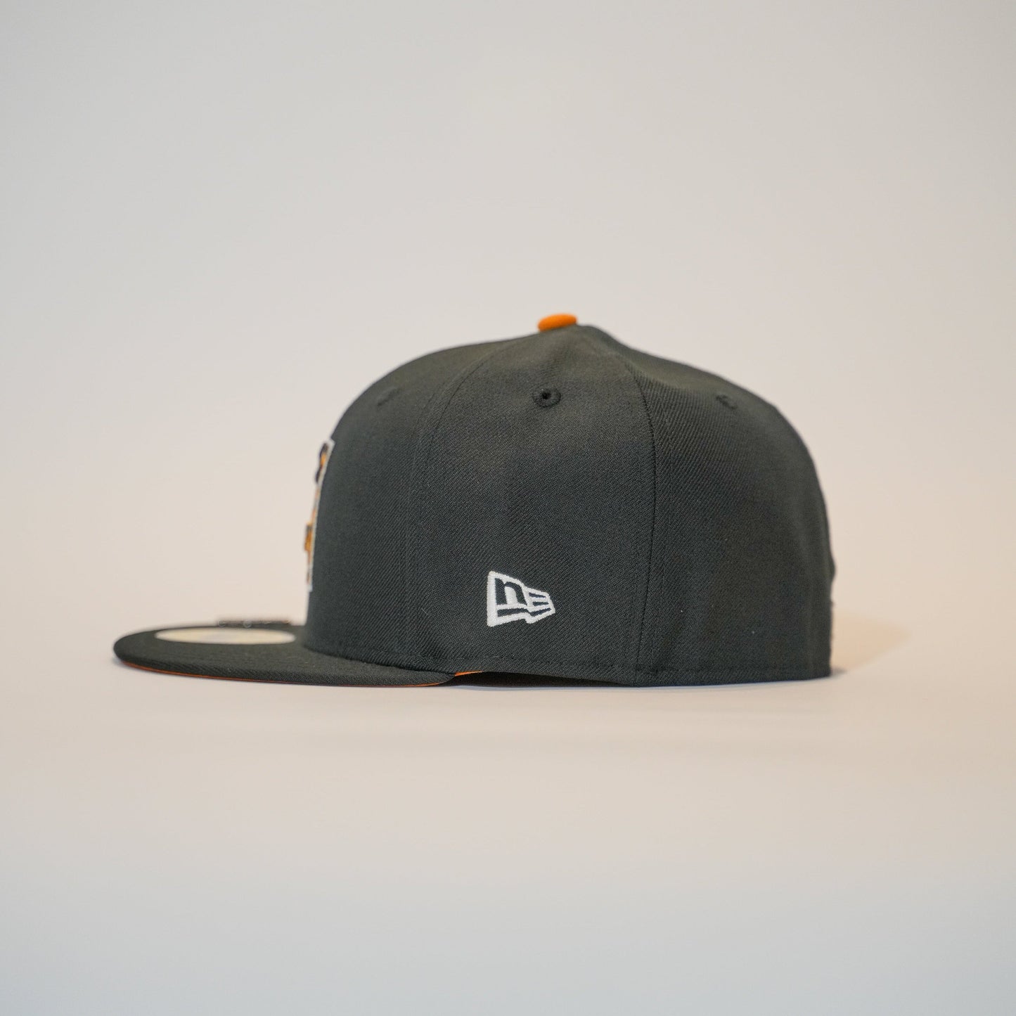 NEW ERA EXCLUSIVE 59FIFTY BLACK ARIZONA DIAMONDBACKS W/TIGER PRINT LOGO + 2001 WORLD SERIES SIDE PATCH