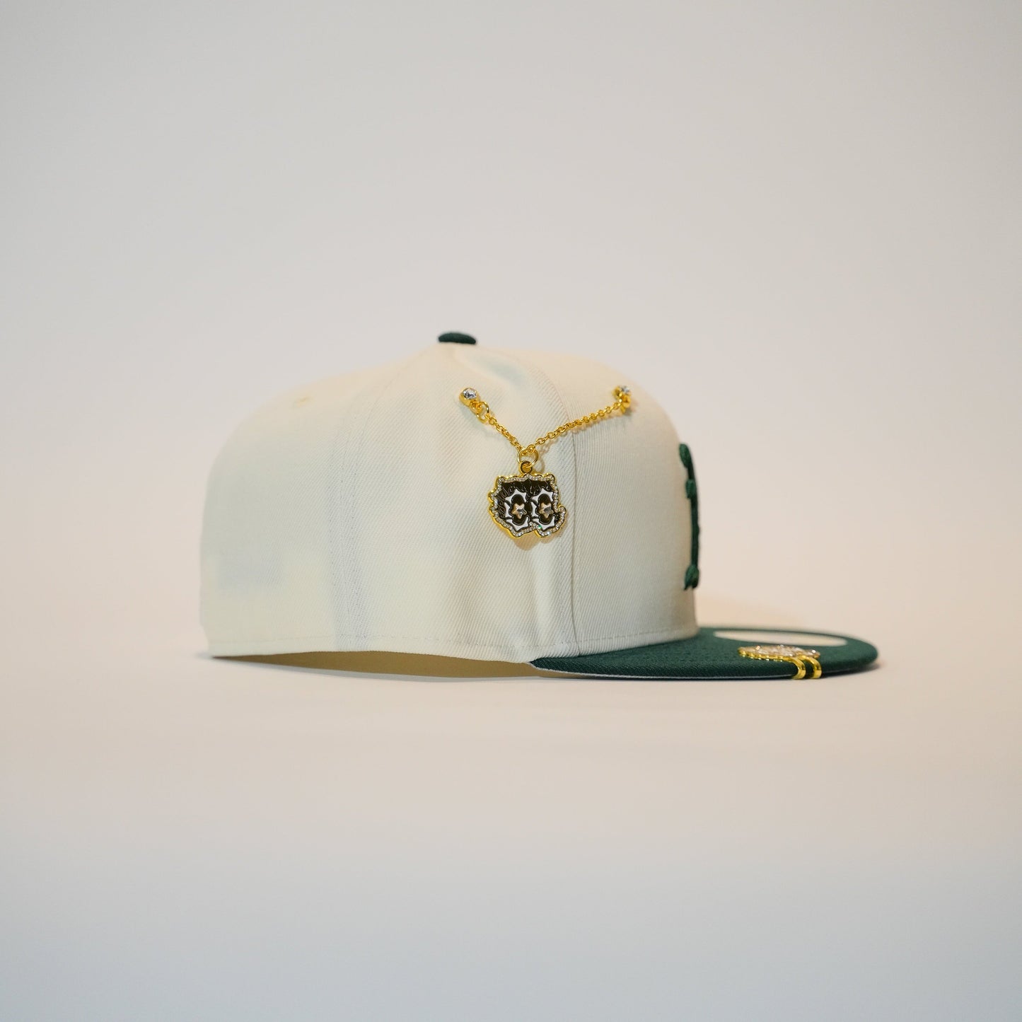 NEW ERA EXCLUSIVE 59FIFTY CHROME/ FOREST GREEN OAKLAND ATHLETICS TWO TONE
