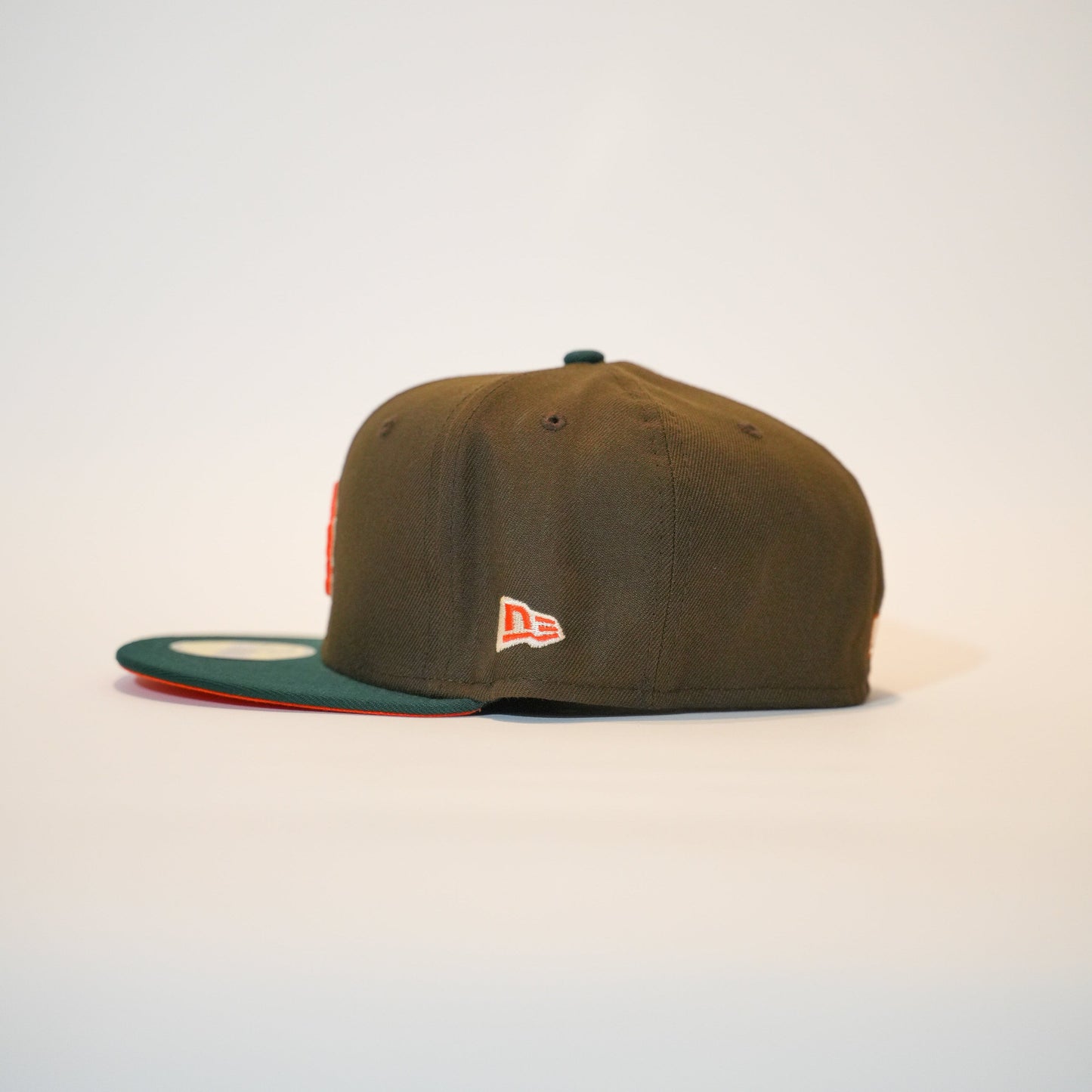 NEW ERA EXCLUSIVE 59FIFTY MOCHA/FOREST GREEN LOS ANGELES DODGERS W/ 2000 ALL STAR GAME SIDE PATCH