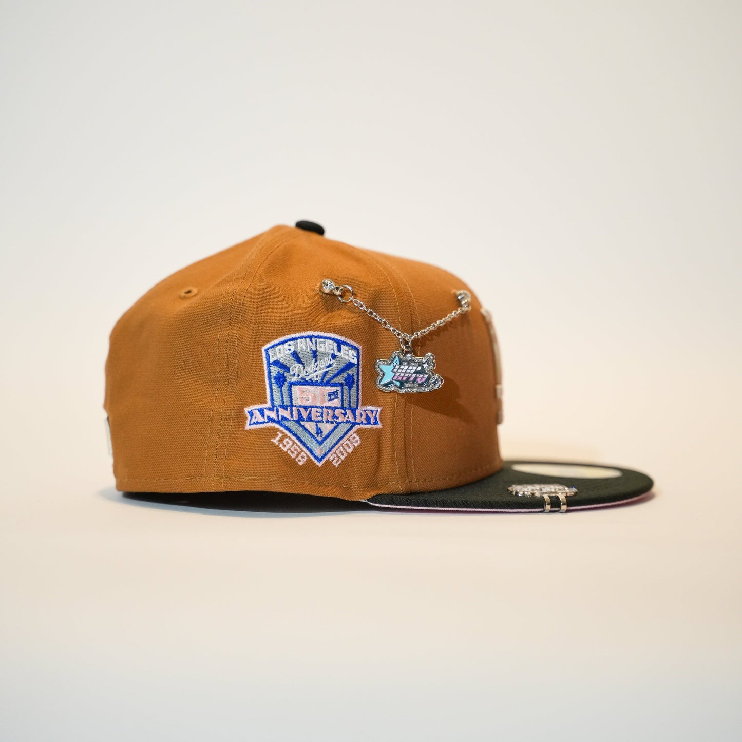 NEW ERA EXCLUSIVE 59FIFTY TAN/BLACK LOS ANGELES DODGERS W/ 50TH ANNIVERSARY SIDE PATCH