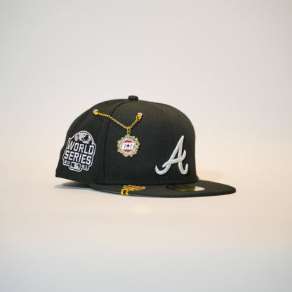 NEW ERA EXCLUSIVE 59FIFTY BLACK ATLANTA BRAVES W/ 2021 WORLD SERIES SIDE PATCH