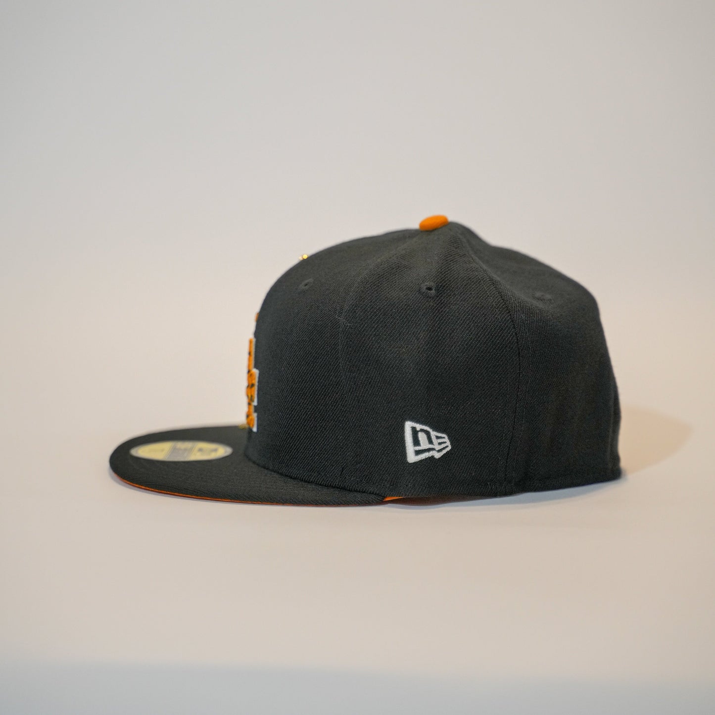NEW ERA EXCLUSIVE 59FIFTY BLACK LOS ANGELES DODGERS W/TIGER PRINT LOGO + 1988 WORLD SERIES SIDE PATCH