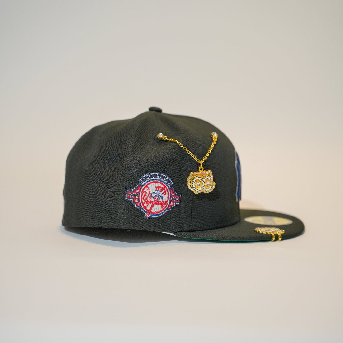 NEW ERA EXCLUSIVE 59FIFTY BLACK NEW YORK YANKEES W/ 100TH ANNIVERSARY SIDE PATCH