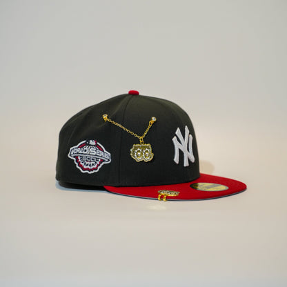 NEW ERA EXCLUSIVE 59FIFTY BLACK/RED NEW YORK YANKEES W/ 2001 WORLD SERIES SIDE PATCH