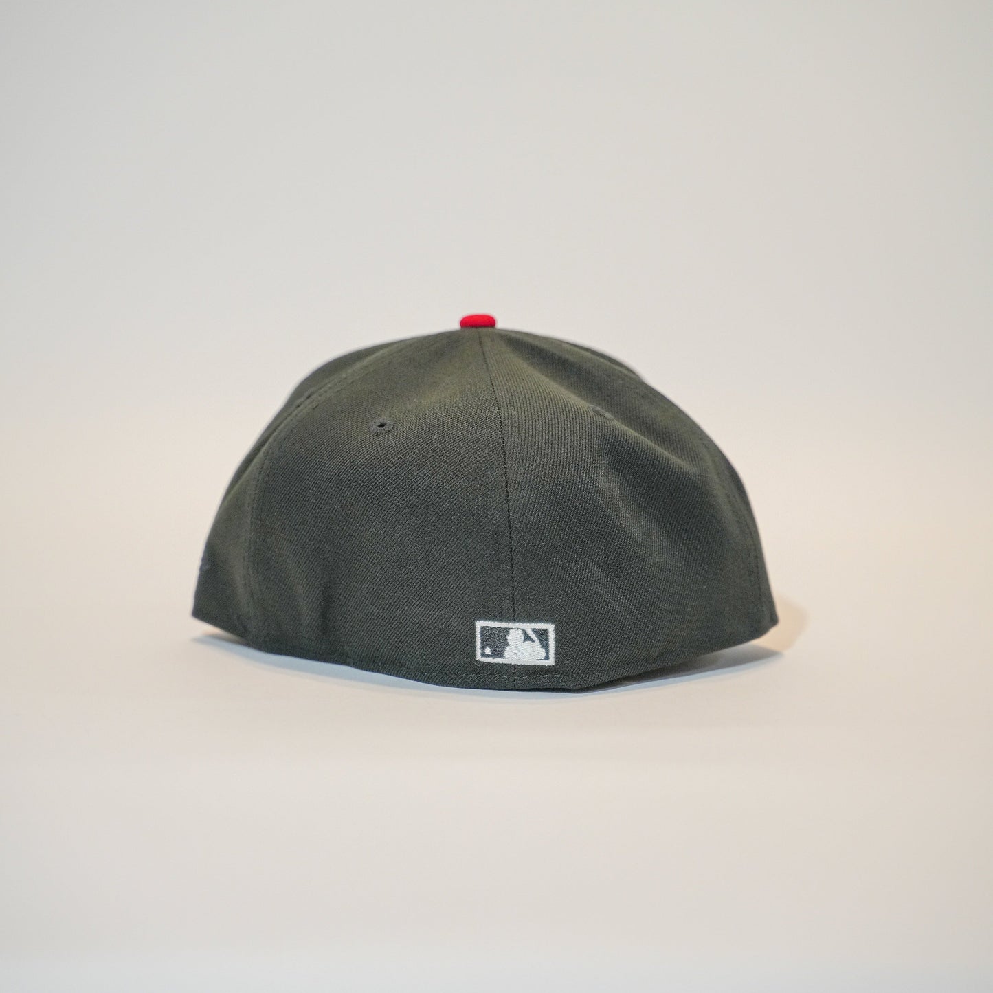 NEW ERA EXCLUSIVE 59FIFTY BLACK/RED NEW YORK YANKEES W/ 2001 WORLD SERIES SIDE PATCH