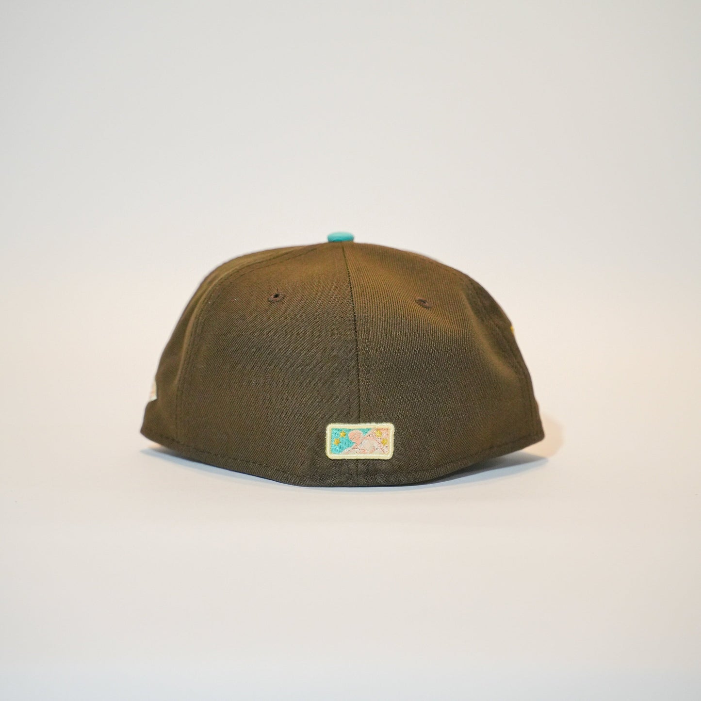 NEW ERA EXCLUSIVE 59FIFTY BROWN/BLUSH BUFFALO BISONS W/ HOMETOWN COLLECTION SIDE PATCH